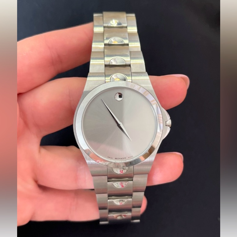 Movado Watch Silver Beautiful Condition Original Box And All Links Included